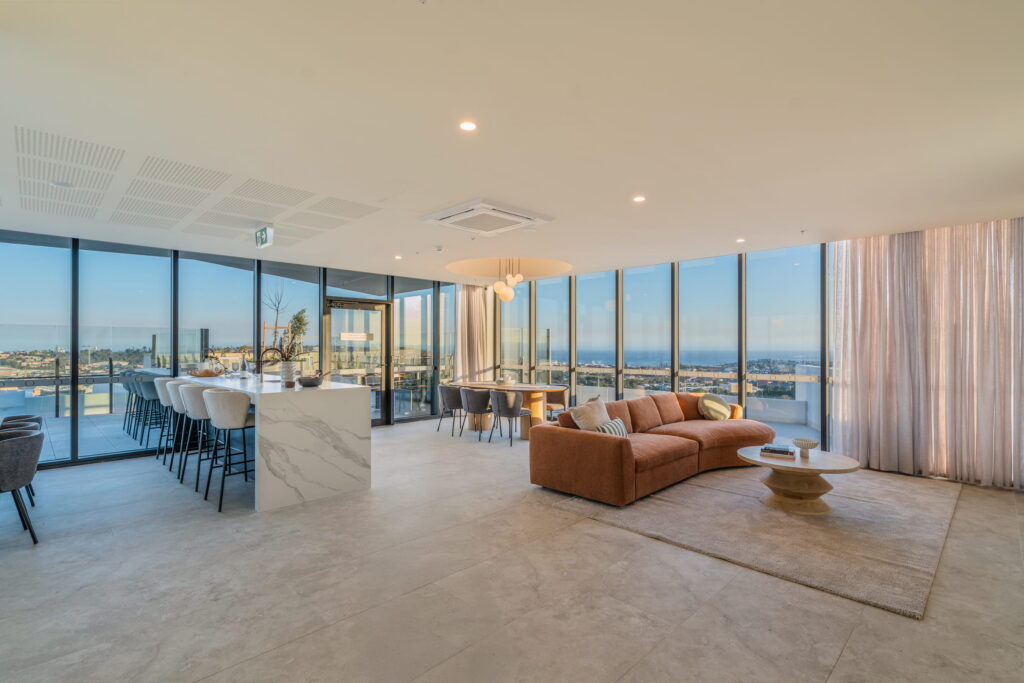 ONE_South Tower_Scenic_Lounge_Rooftop_GWH-1.jpg