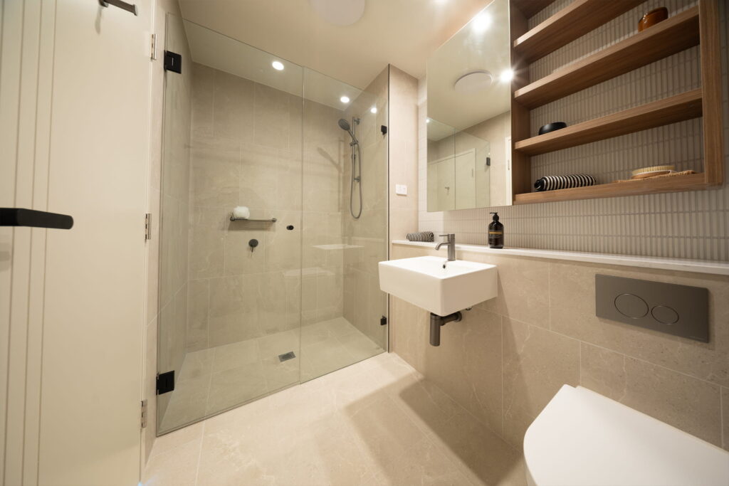 ONE_Bathroom_901_2040x1360.jpg