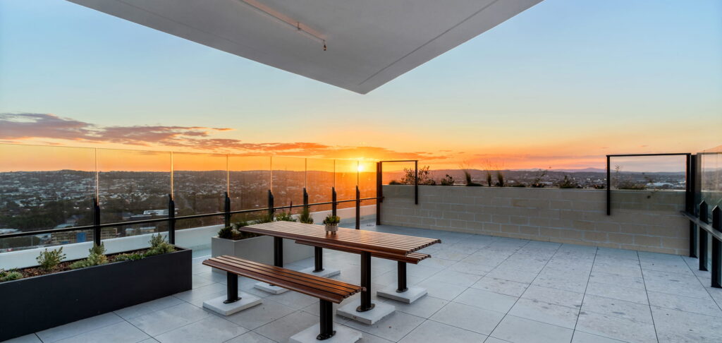 ONE_Outdoor_Sunset-Lounge_Amenity_GWH_901_2000x950.jpg