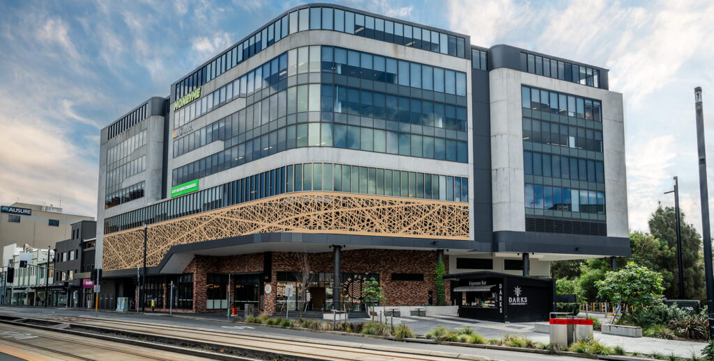 GWH_Darby_Plaza_Commercial_Office_Building_2000x1013 (1)