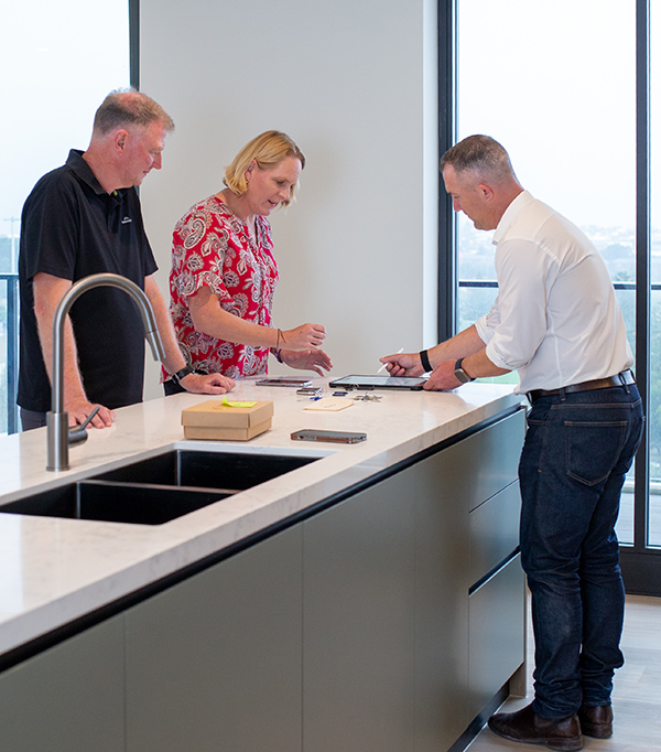 GWH-sell-with-us_services_600x682