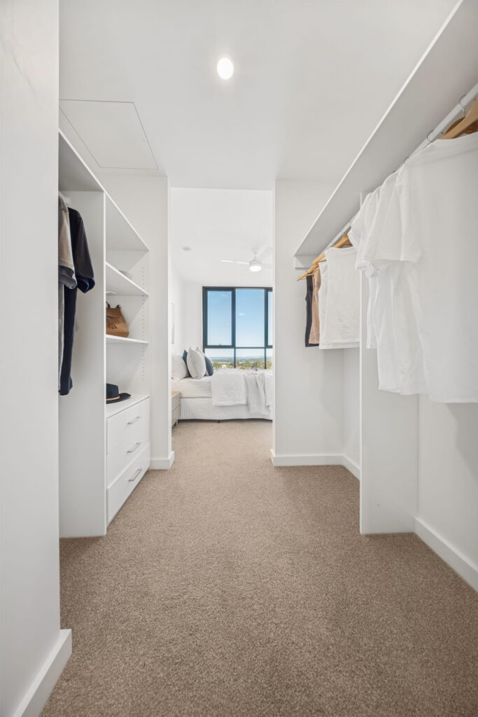 GWH_Macquarie_Tower_Residential-Apartment_bedroom_1360x2040 (1)