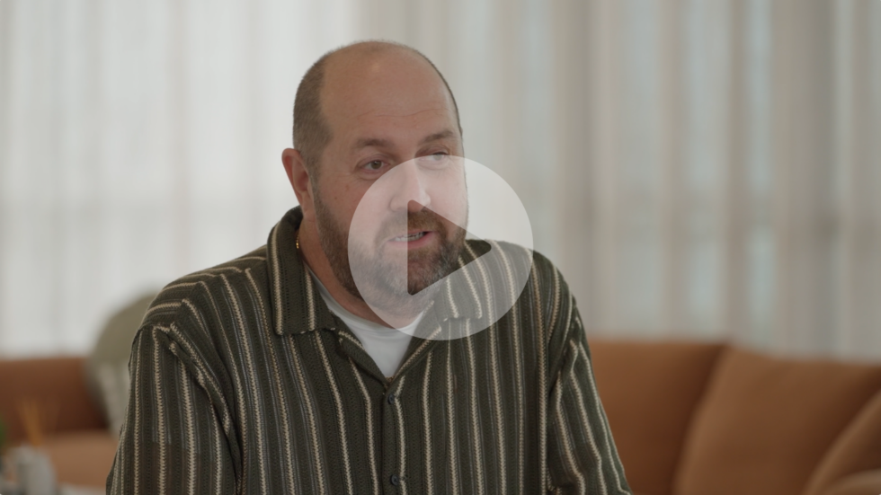 ONE-apartments-testimonial-tile